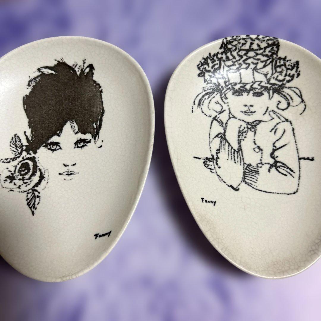 Nanasai ファニーダルナ ヴィンテージ 飾り絵皿 2枚