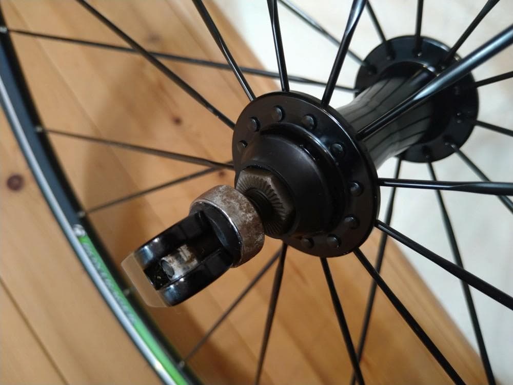 ボントレガーロードホイール　タイヤ付き　完成車外し　１０速