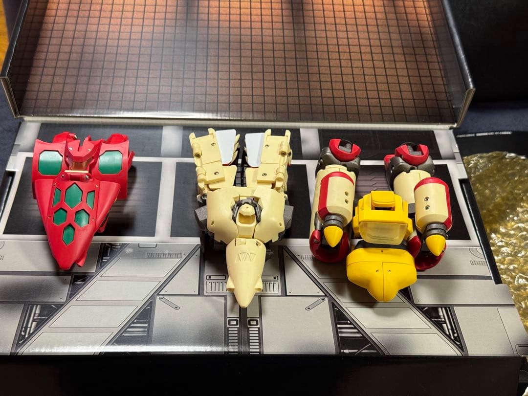 スタジオハーフアイ　完全変形ゲッターロボ