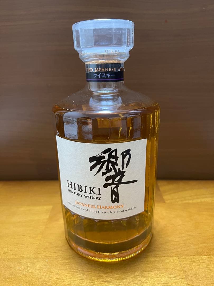 サントリーウイスキー　響　ジャパニーズハーモニー　SUNTORY HIBIKI
