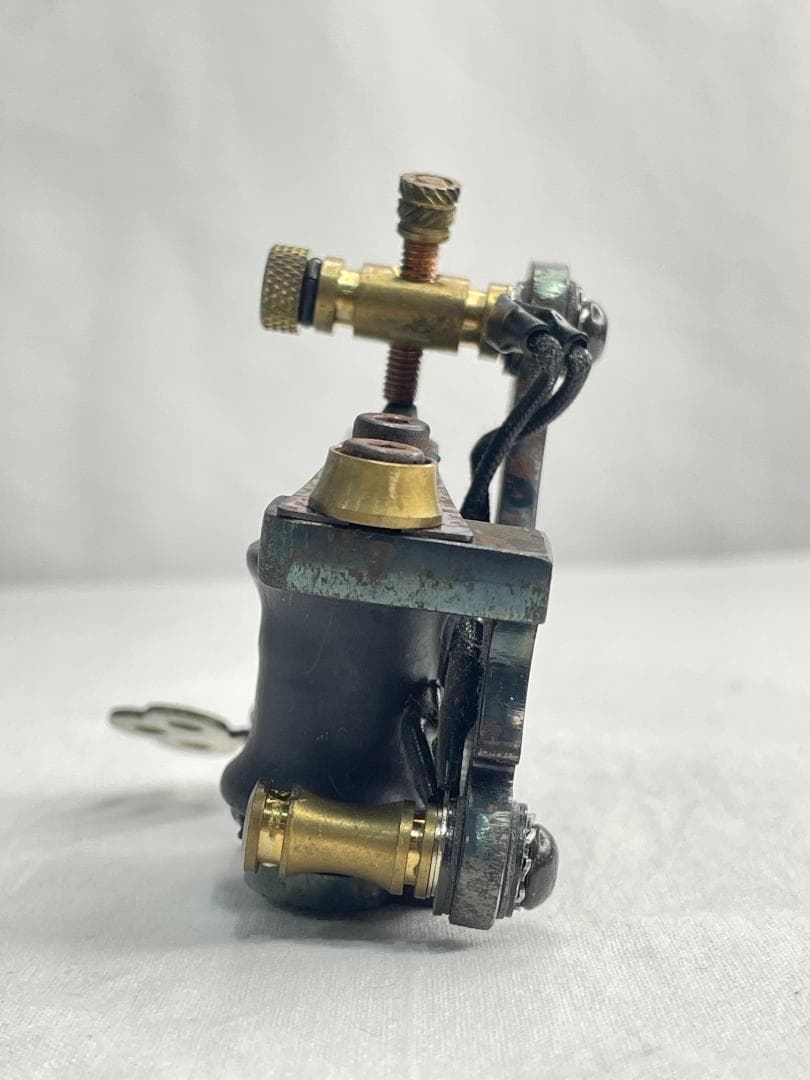 タトゥーマシン　RUSH IRON　日本製　tattooマシン　コイルマシン