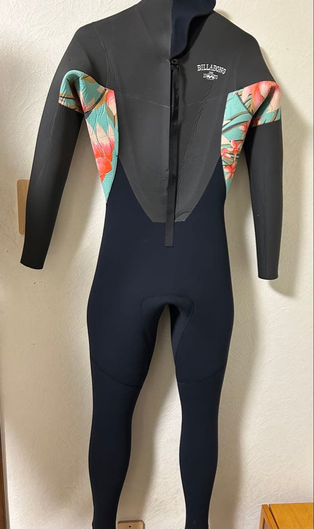 BILLABONG セミドライ　秋冬　ウェットスーツ　レディース　L サーフィン