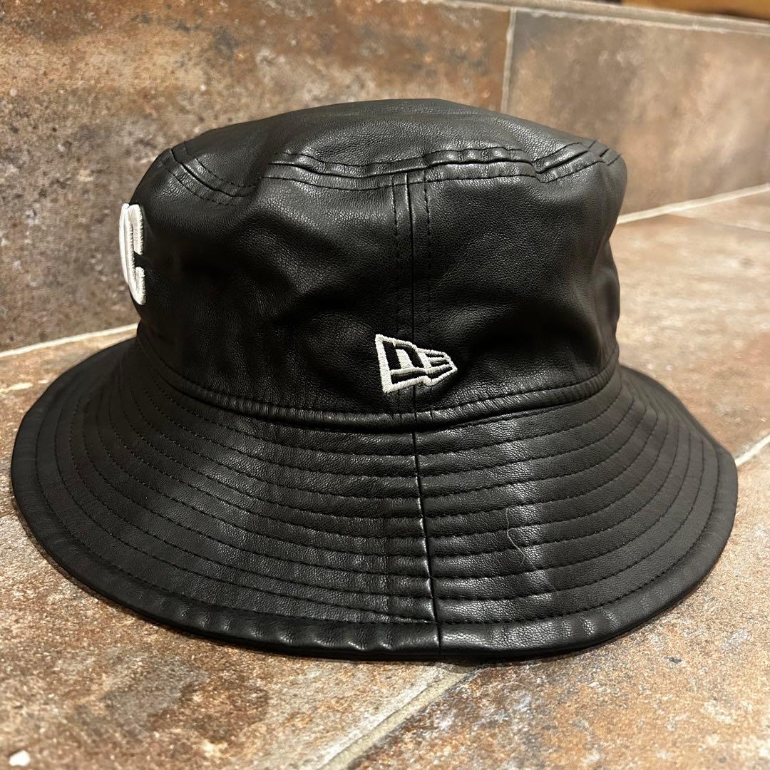 WAAC New Era（ニューエラ）コラボレーション　レザーバケットハット