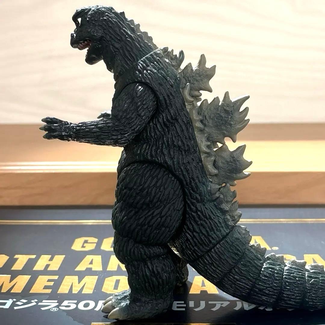ゴジラ 50周年記念 メモリアルボックス ゴジラの 息子 1967