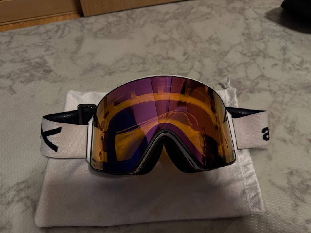 anon m4 ゴーグル2個　スペアレンズ　２枚　フェースガード数点セット