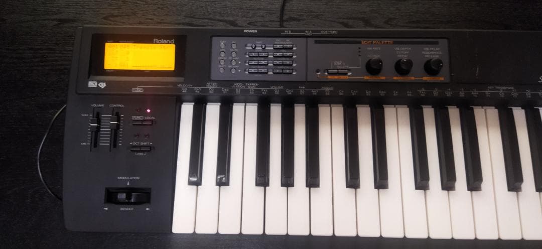 鍵盤楽器 Roland SK-88 Pro