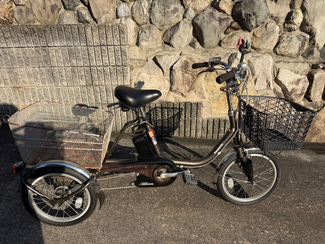Panasonic 電動アシスト三輪自転車 ビビライフBE-ELR83
