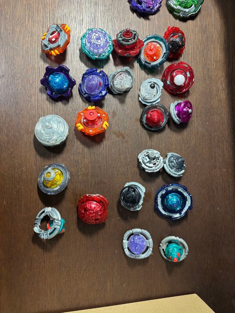ベイブレードバーストセット　まとめ売り　レア複数　90個以上　beyblade