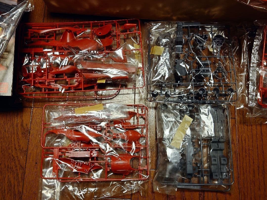 RE/100 ナイチンゲール 未組立 一部パーツ取れ有り