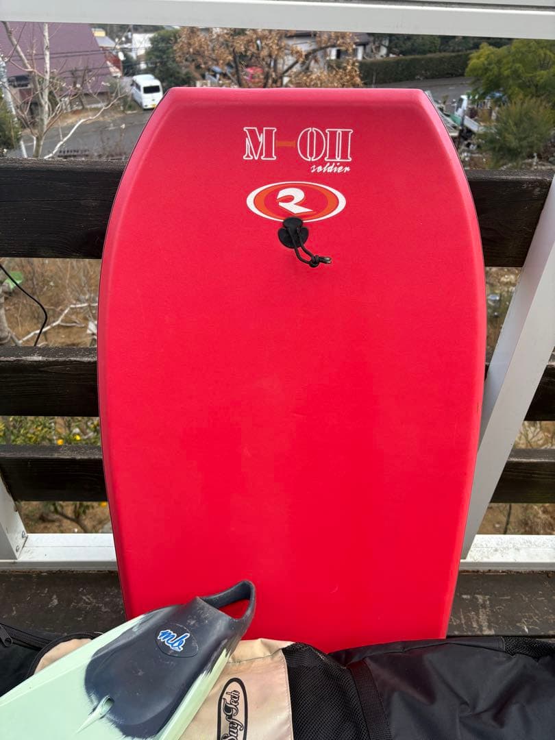 M O II ボディボード 赤
