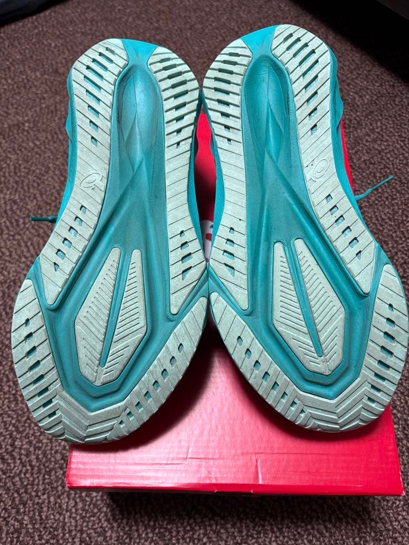 アシックス NOVA BLAST5 ノヴァブラスト5 26.0