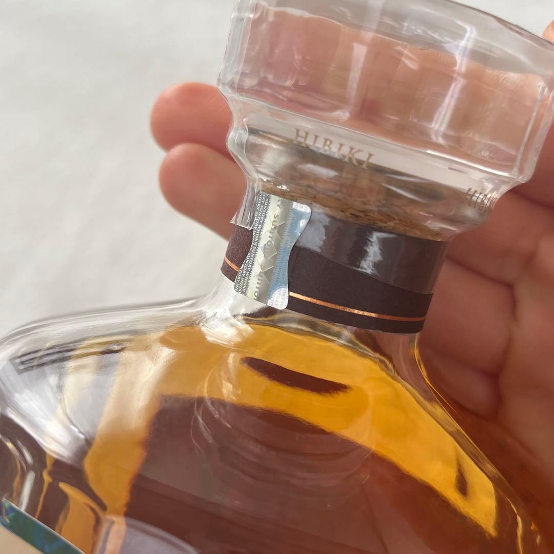 HIBIKI サントリーウイスキー700ml 響