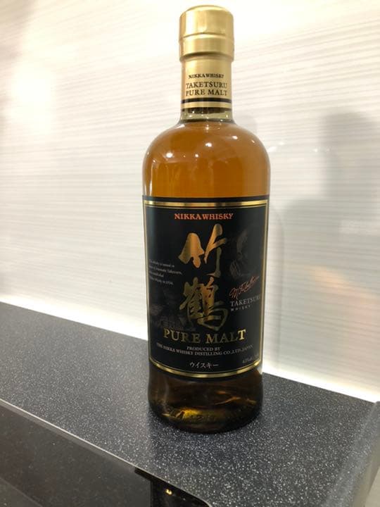 Nikka 竹鶴 ピュアモルト ウイスキー 43度 700ml