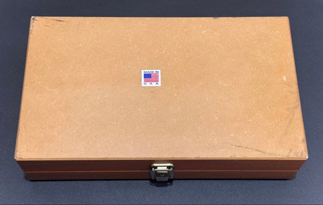 S&W社純正品 木製高級プレゼンテーションケース 実物