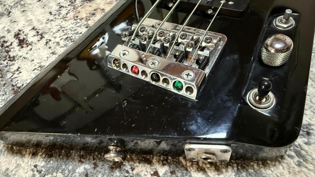 MEGAMI CRAFT Custom Bass 1984年 日本製