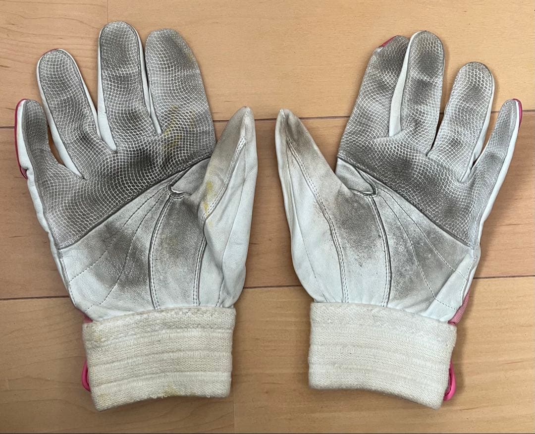 福岡ソフトバンクホークス #52 川﨑宗則 選手 実使用バッティンググローブ