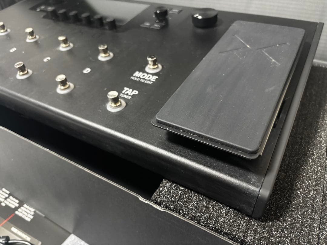 【売約済み】Line 6 Helix LT 中古品 [室内使用のみ]
