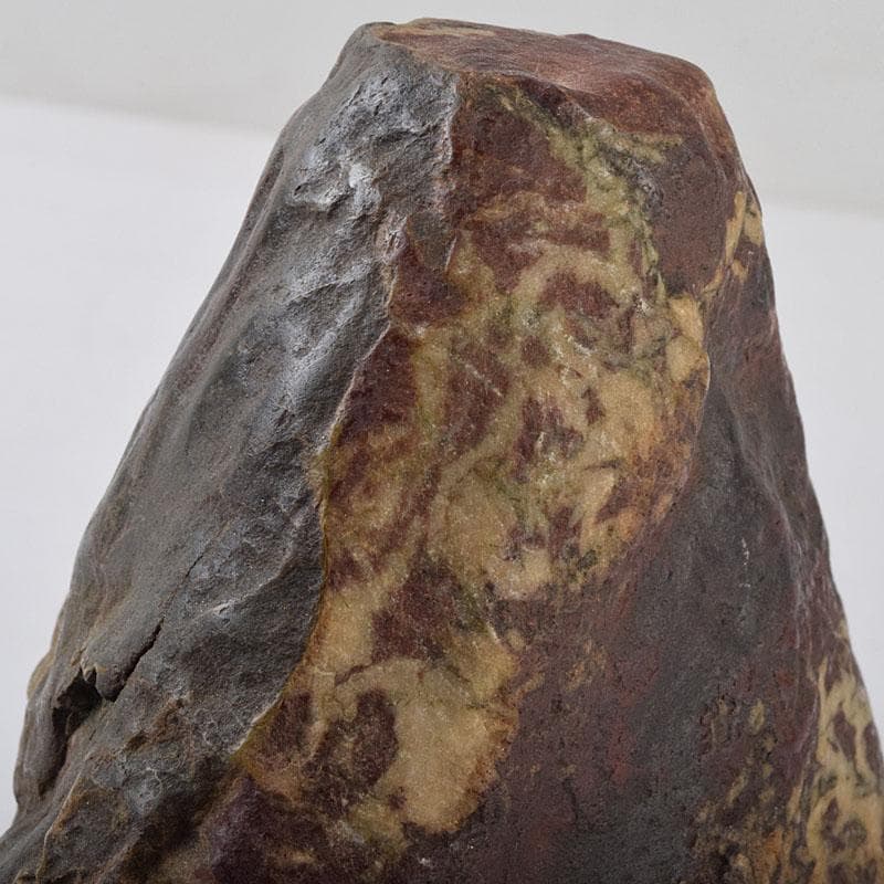 鑑賞石　天然石　赤石　赤玉石　葛屋　置物　約1319g　唐木台付　V　R9170