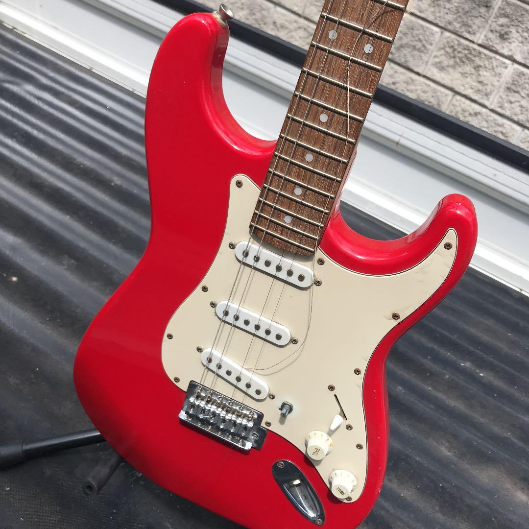 中古エレキギター Vintage born in the states