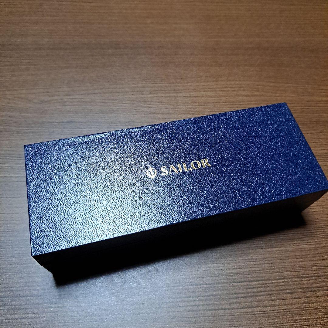 SAILOR ホワイト 万年筆 専用ケース付き