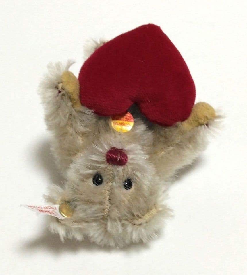 シュタイフカレンダー 2月 ミニテディベア 2001年　限定版 ハートを抱えて