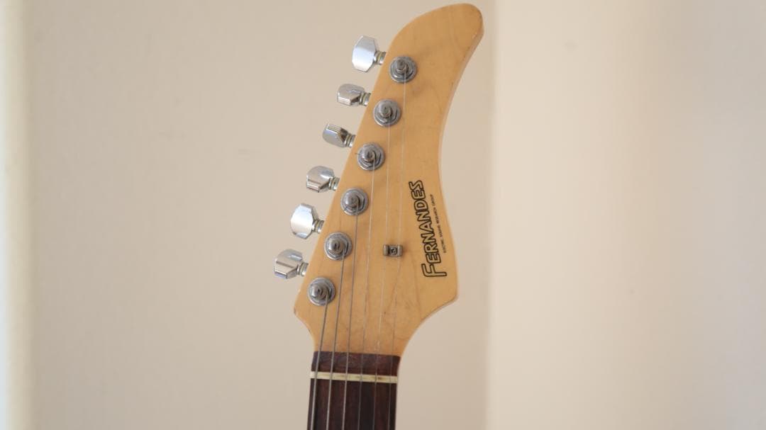 FERNANDES LE-1 ストラトタイプ HSS 中古
