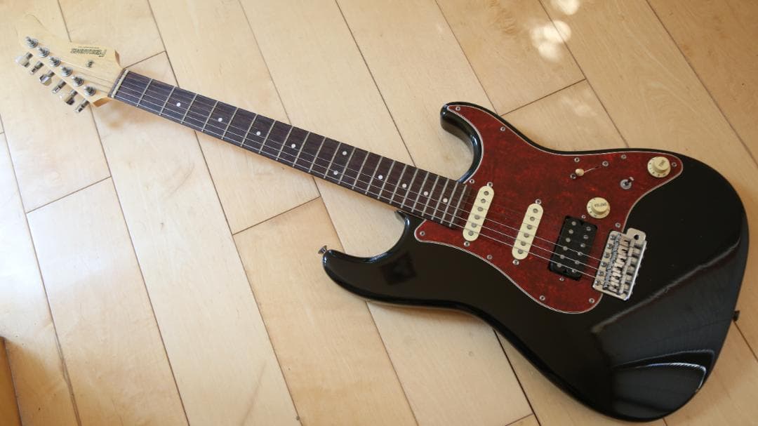 FERNANDES LE-1 ストラトタイプ HSS 中古