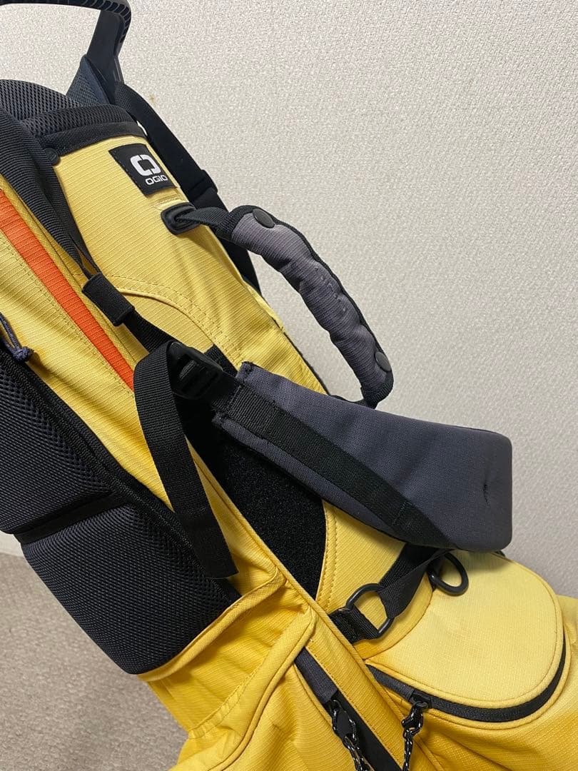 OGIO ゴルフバッグ マスタード