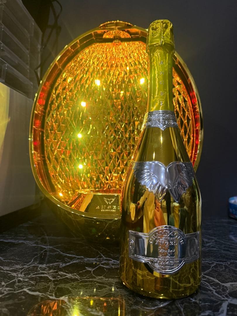 エンジェルシャンパンエッグ イエロー