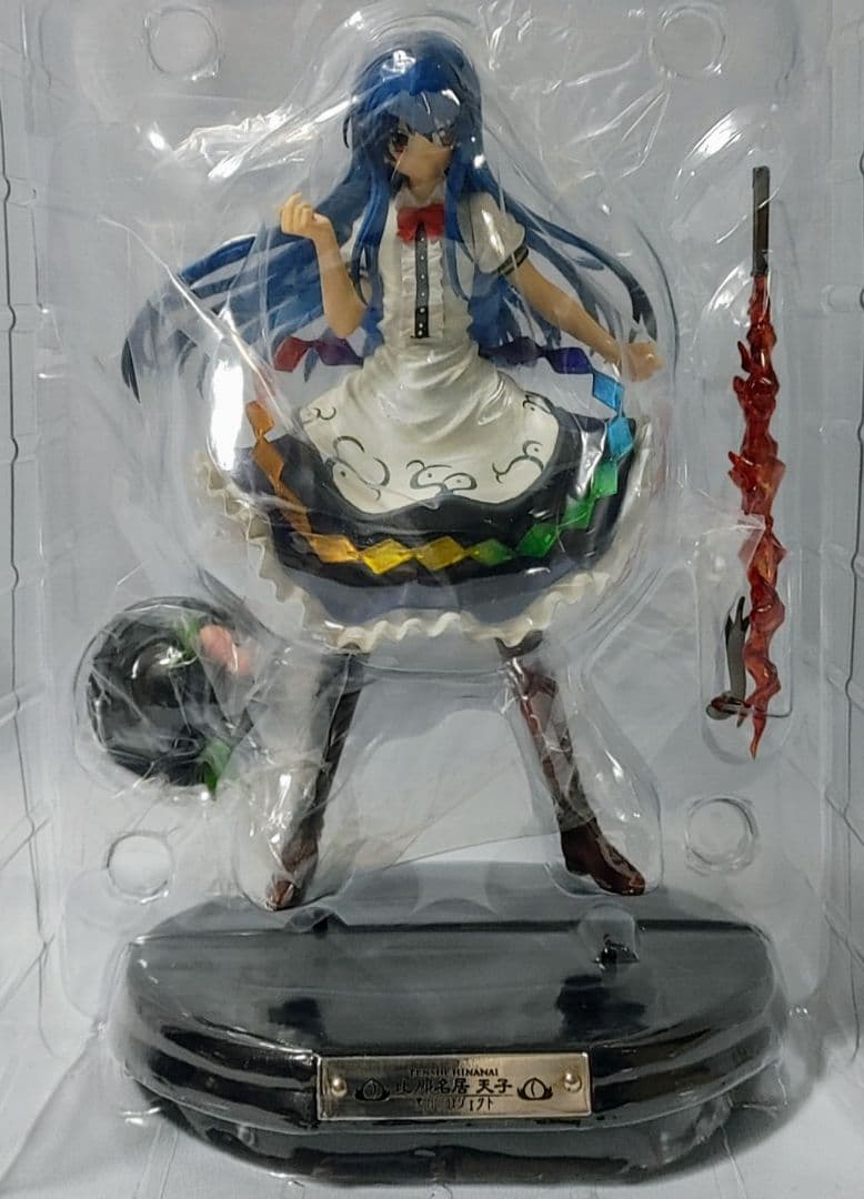 東方Project、比那名居 天子