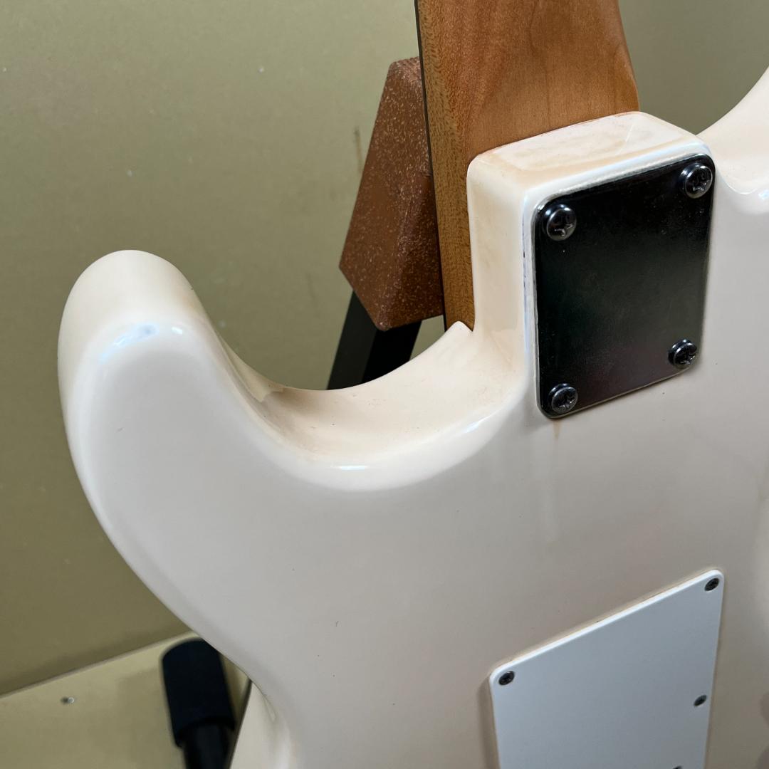 Fender Japan ST40 Stratocaster 1987-88年