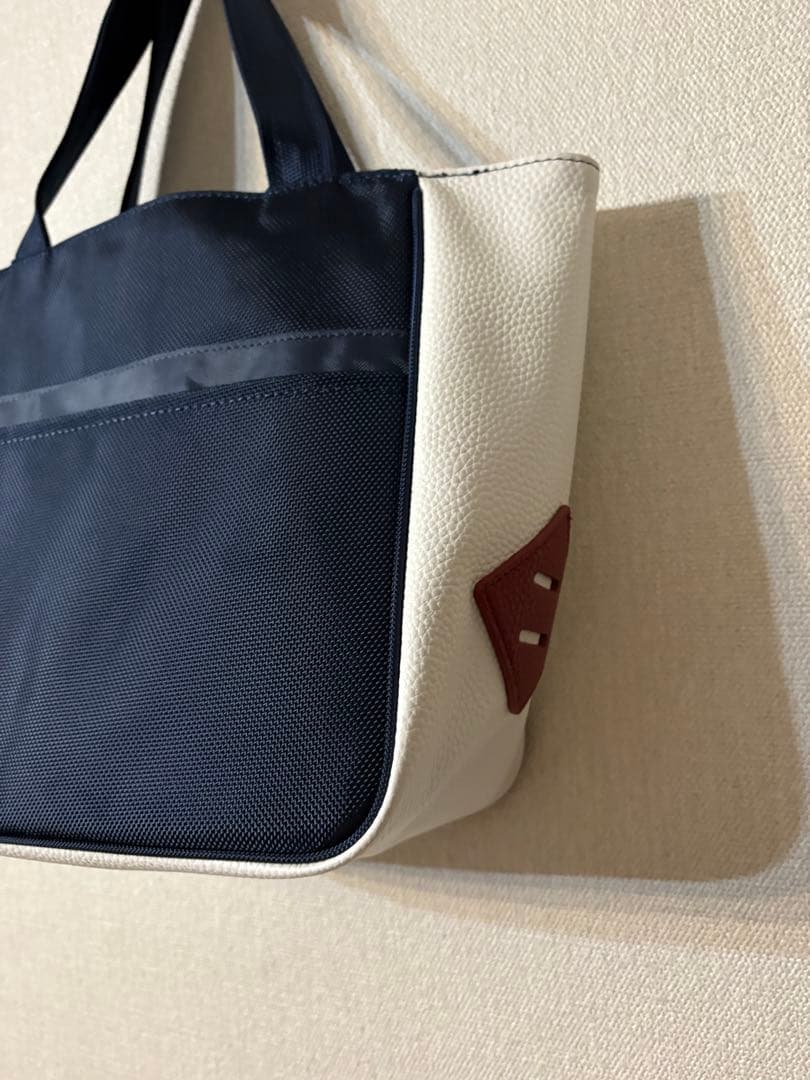 未使用に近い　ジョーンズゴルフ　JONES ゴルフカートバッグ ネイビー白