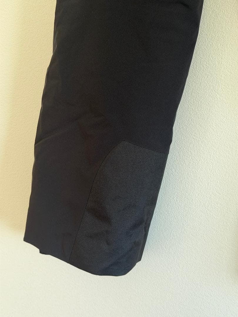 【未使用タグ付き】Peak Performance スキーパンツ 女L 男M