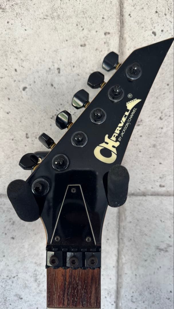 Charvel ブラックエレキギター6弦