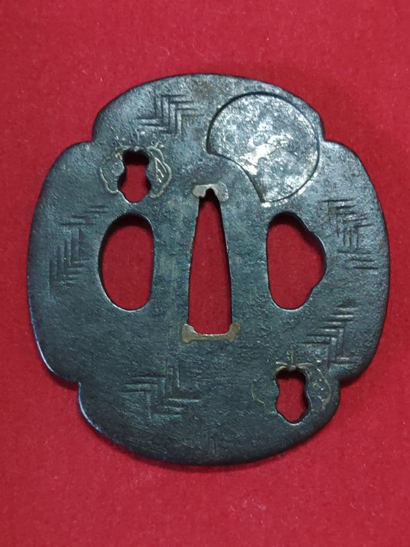 木瓜形鍔　象嵌　桐透かし　責金入り　武具　ツバ　かわいい鍔　つば　鉄製　刀装具