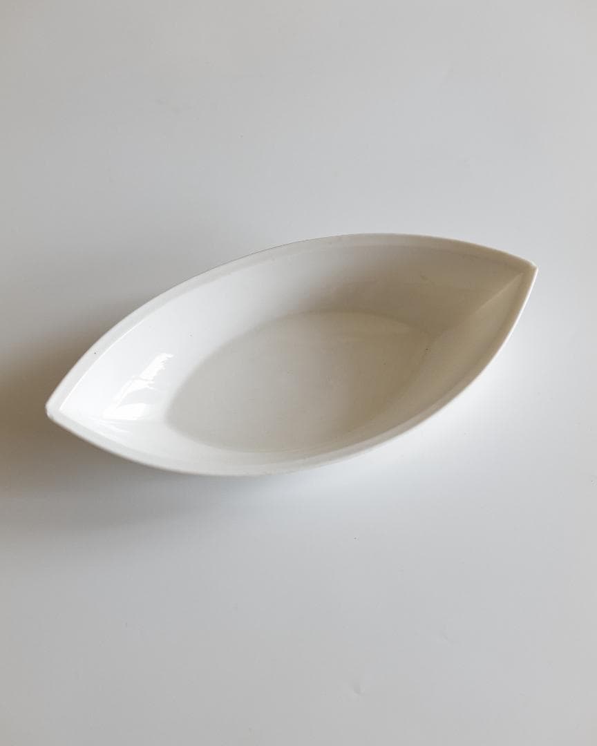 初期の磁器製のラヴィエ