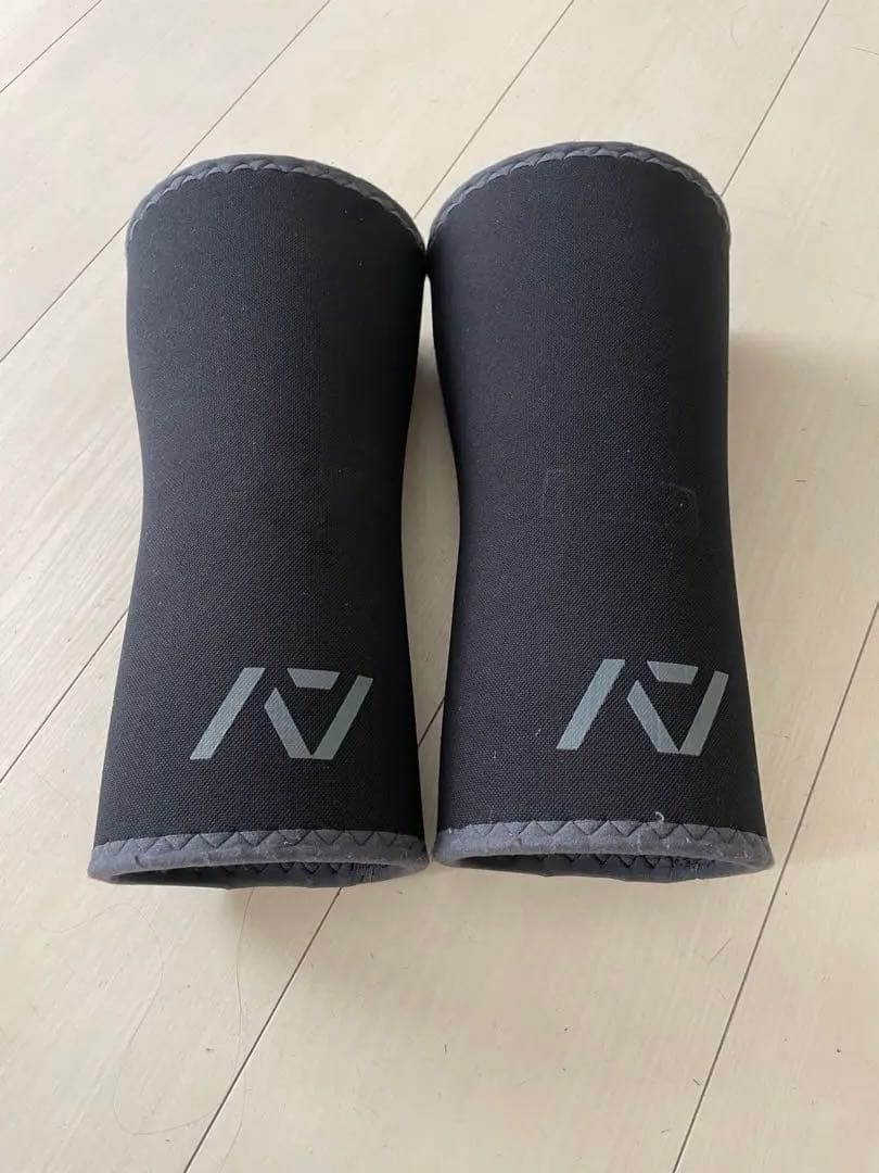 A7 RIGOR MORTIS ニースリーブ　Sサイズ