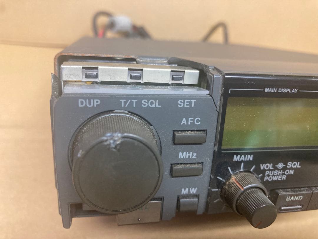 icom ＩＣ-2500 トランシーバー　ジャンク外部破損箇所あり