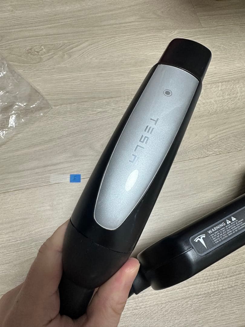 テスラ充電器chademo チャデモ