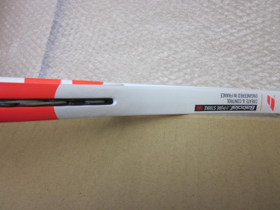 バボラ Babolat ピュアストライク 100 2024 グリップ2