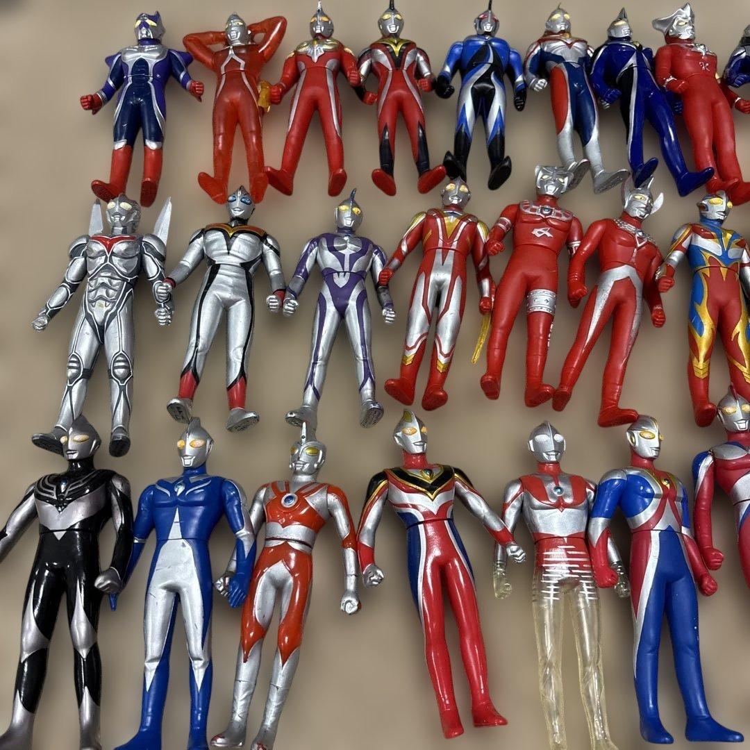 ウルトラマンフィギュアセット　29体
