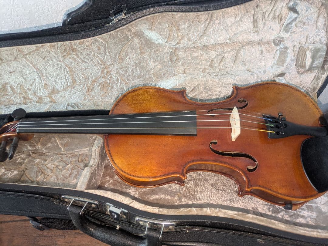 バイオリン　美品オススメ ケース付き　肩当て