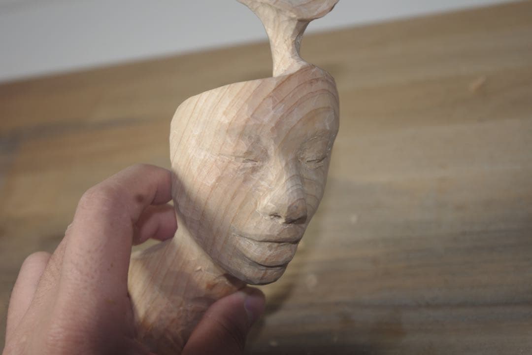 木製 彫刻 人の顔