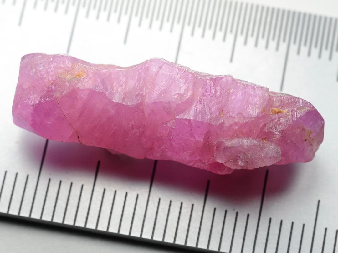 ピンクサファイア ★ ベトナム産 鉱物標本 原石 宝石 鉱石 ルビー 天然石 5