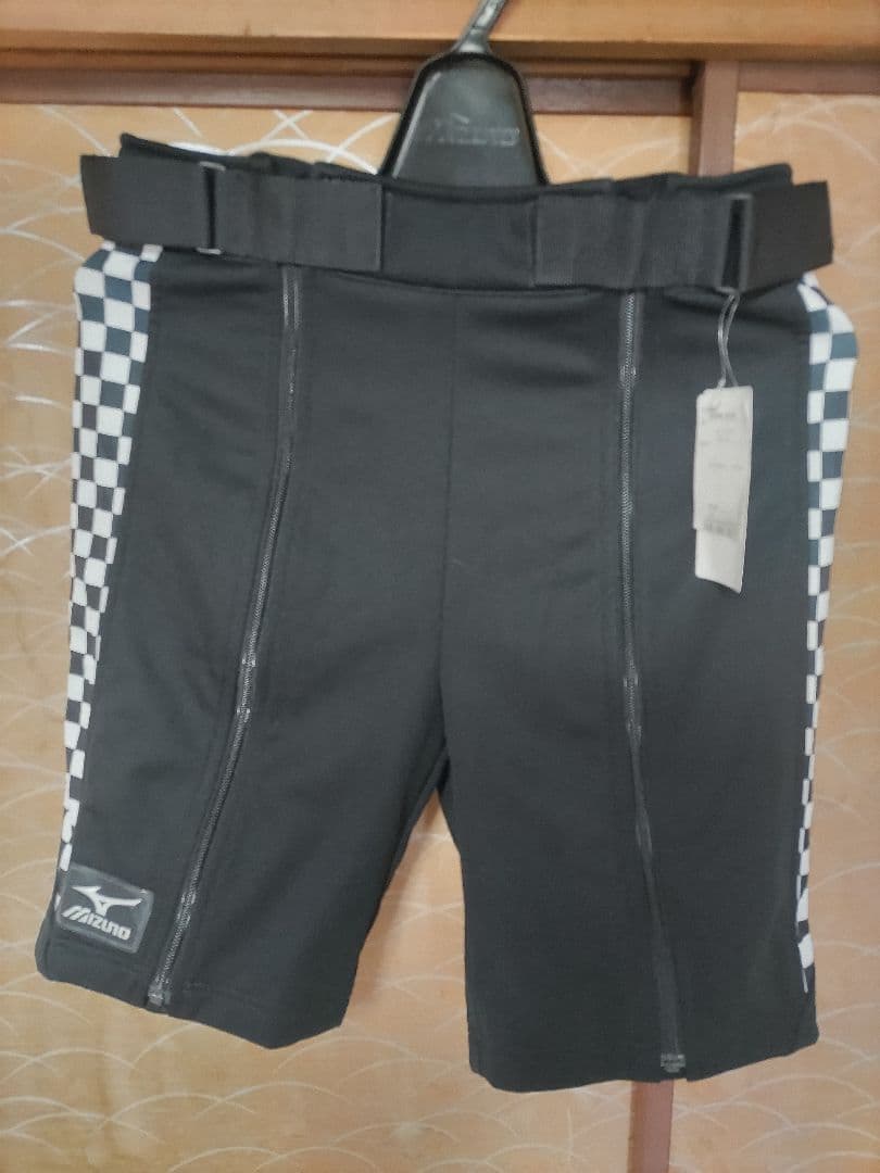 新品タグ付き MIZUNO ミズノハーフパンツ