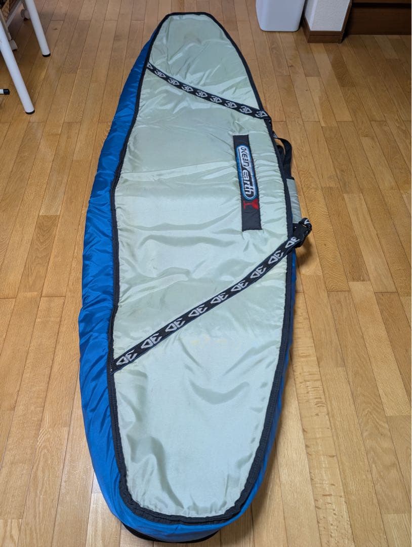 OCEAN&EARTHオーシャンアンドアースハードケース7'0ft 2〜3本用