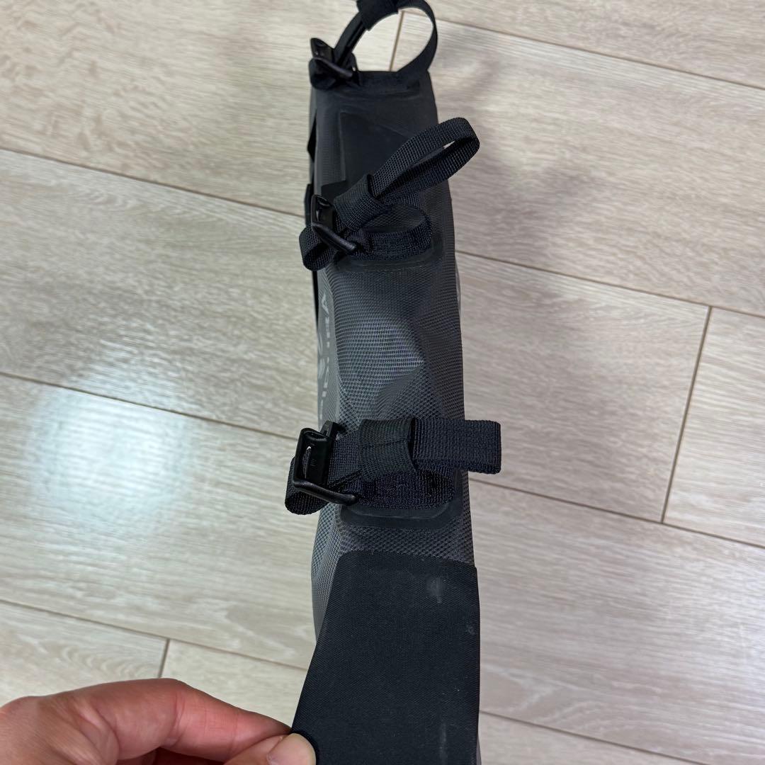 APIDURA フル•フレームバッグ7.5L アヒデュラ