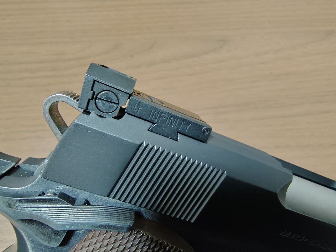 中古東京マルイガスブローバックガバメントＭＧＳ4オペレーター風塗装カスタム品