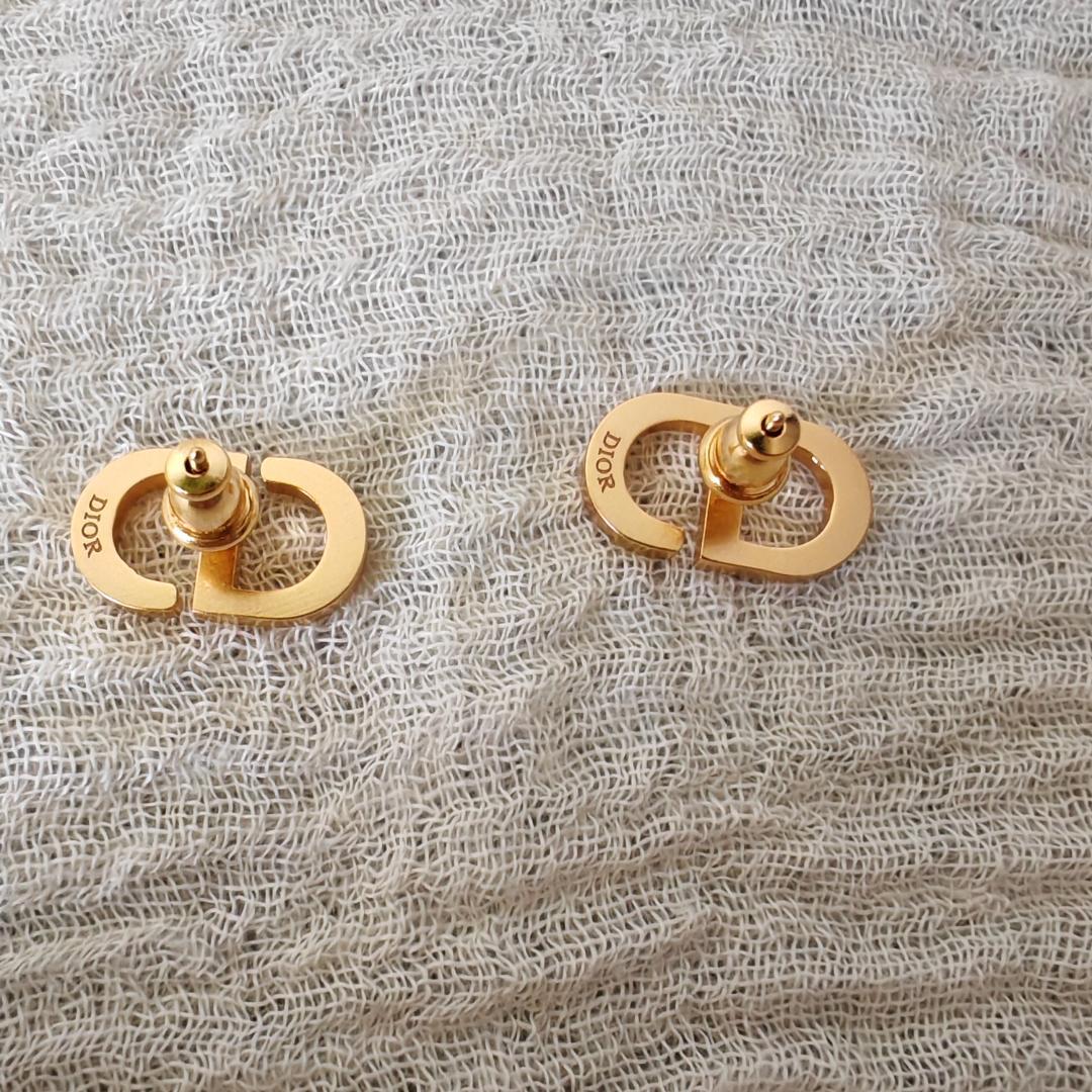 DIOR Petit CD スタッドピアス