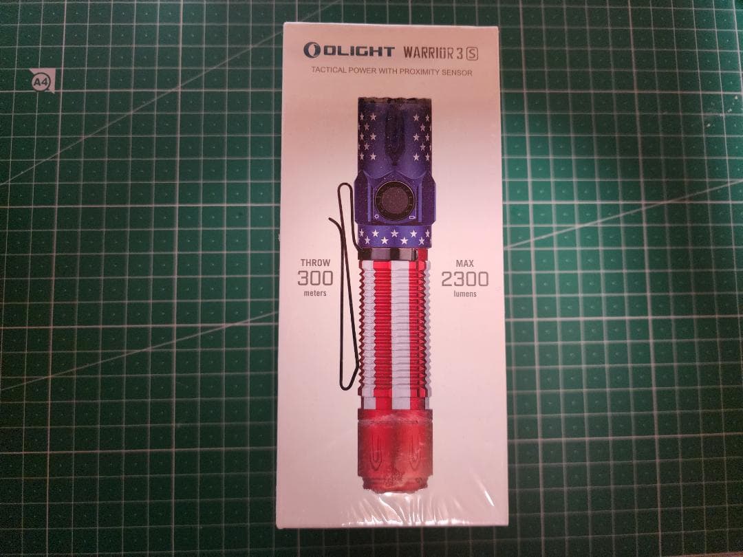 Olight Warrior 3S 懐中電灯